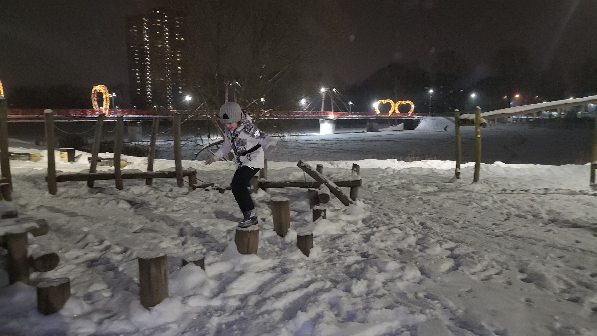 Пушкино, горки, снег, новый год, дети, общество, люди, досуг, Зима в Подмосоковье, Городской округ Пушкинский,