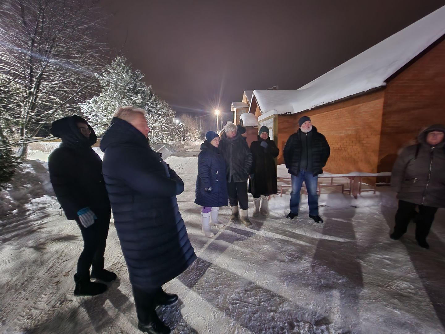 администрация, жители, освещение, дороги,