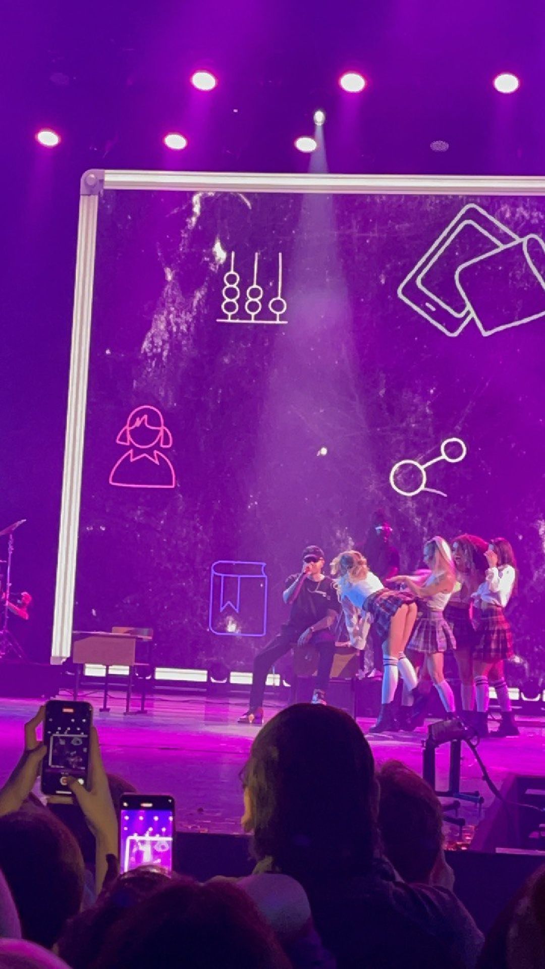 Одинцово, общество