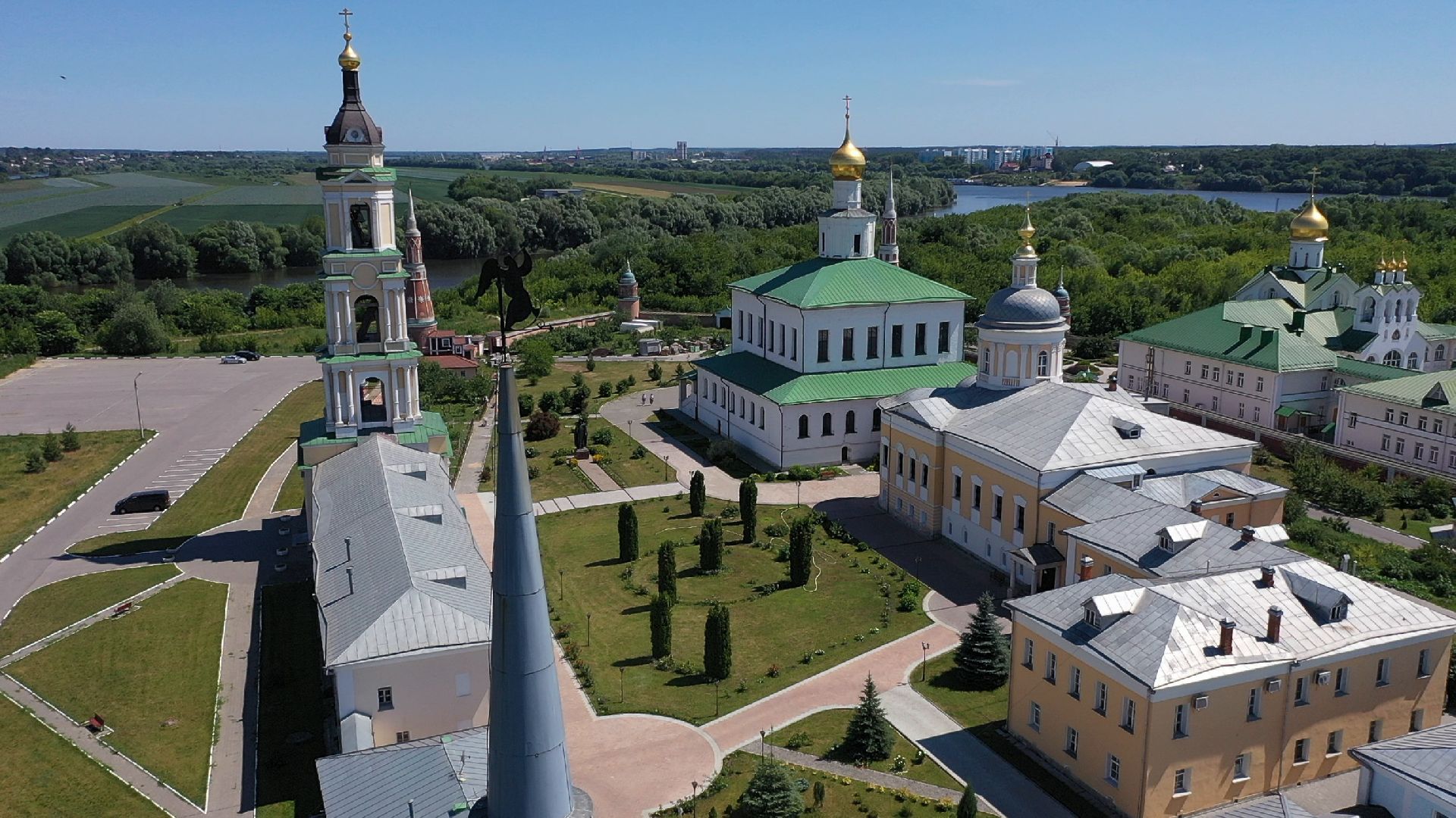 видео с коптера, Коломна, монастырь, архитектура,