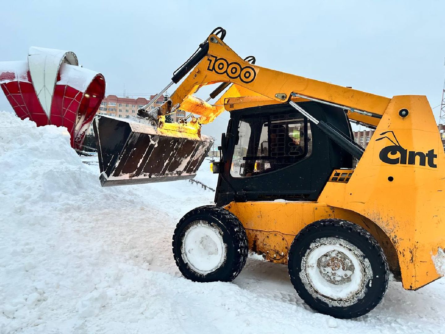 уборка дворов, снегоуборка, жкх, Наро-Фоминск,