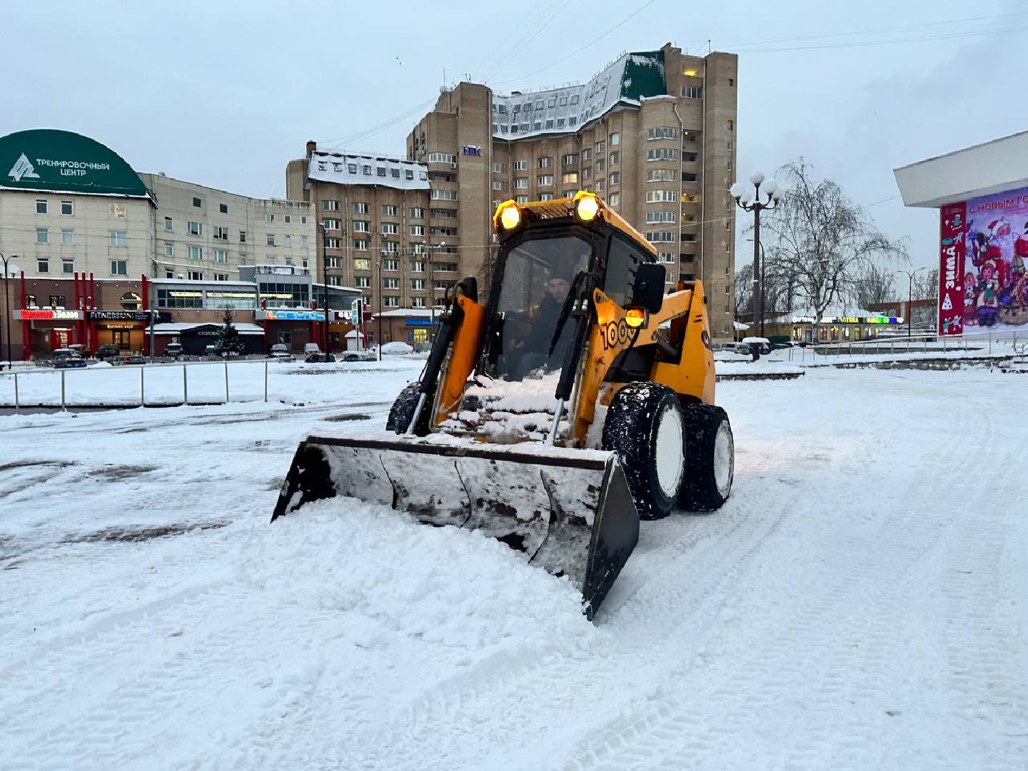 уборка дворов, снегоуборка, жкх, Наро-Фоминск,