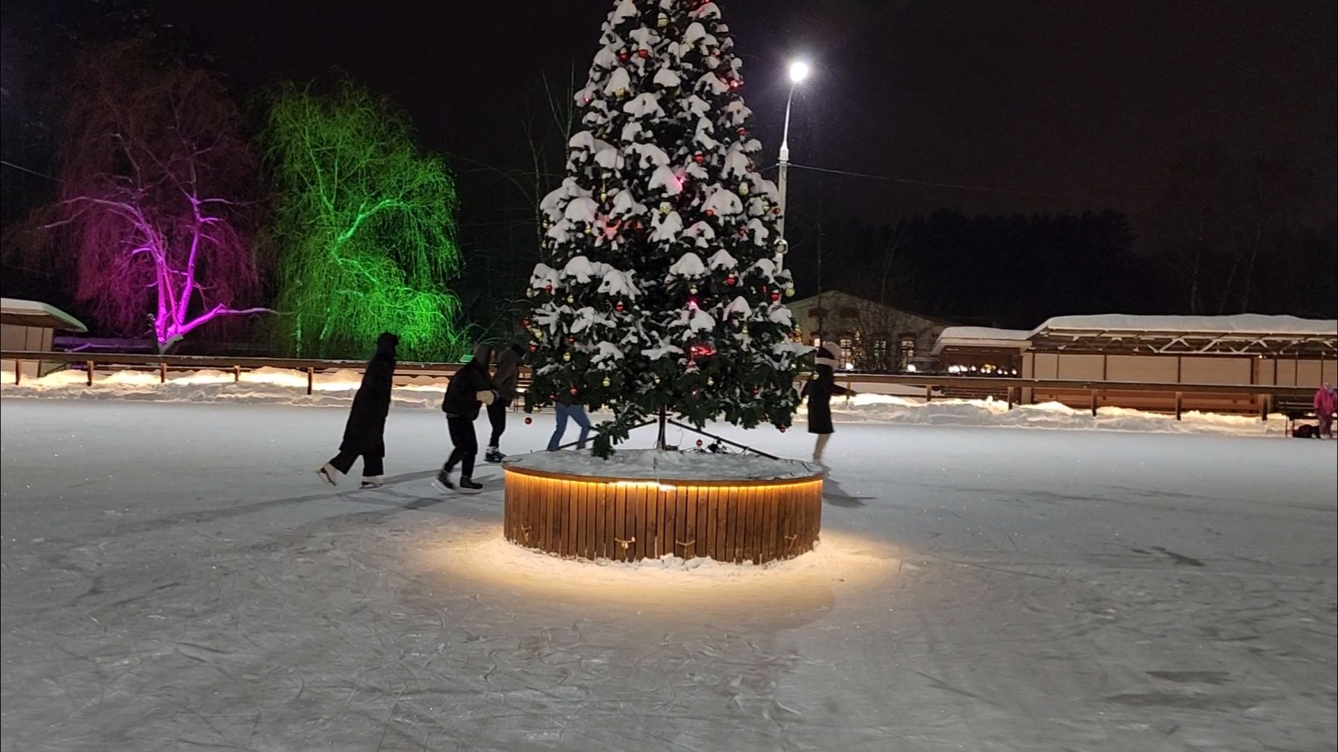 подольск, каток, фаворит,