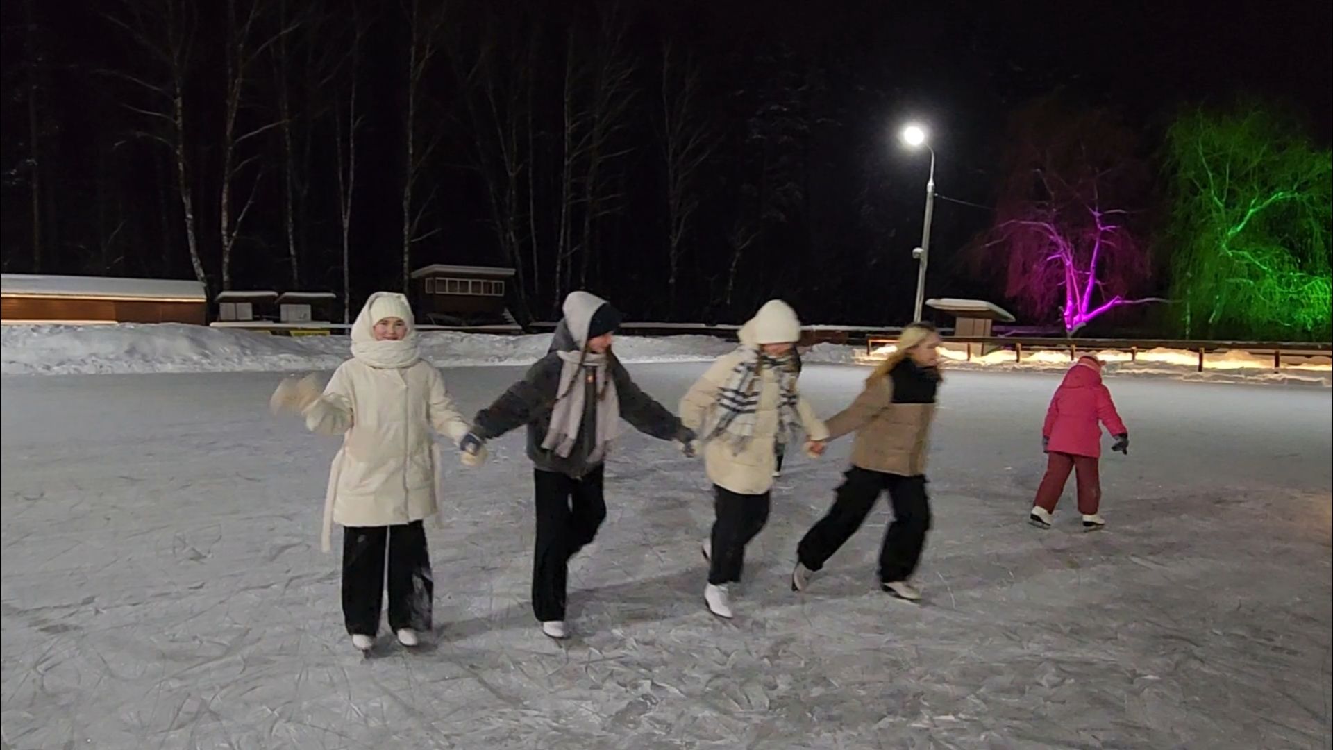 подольск, каток, фаворит,