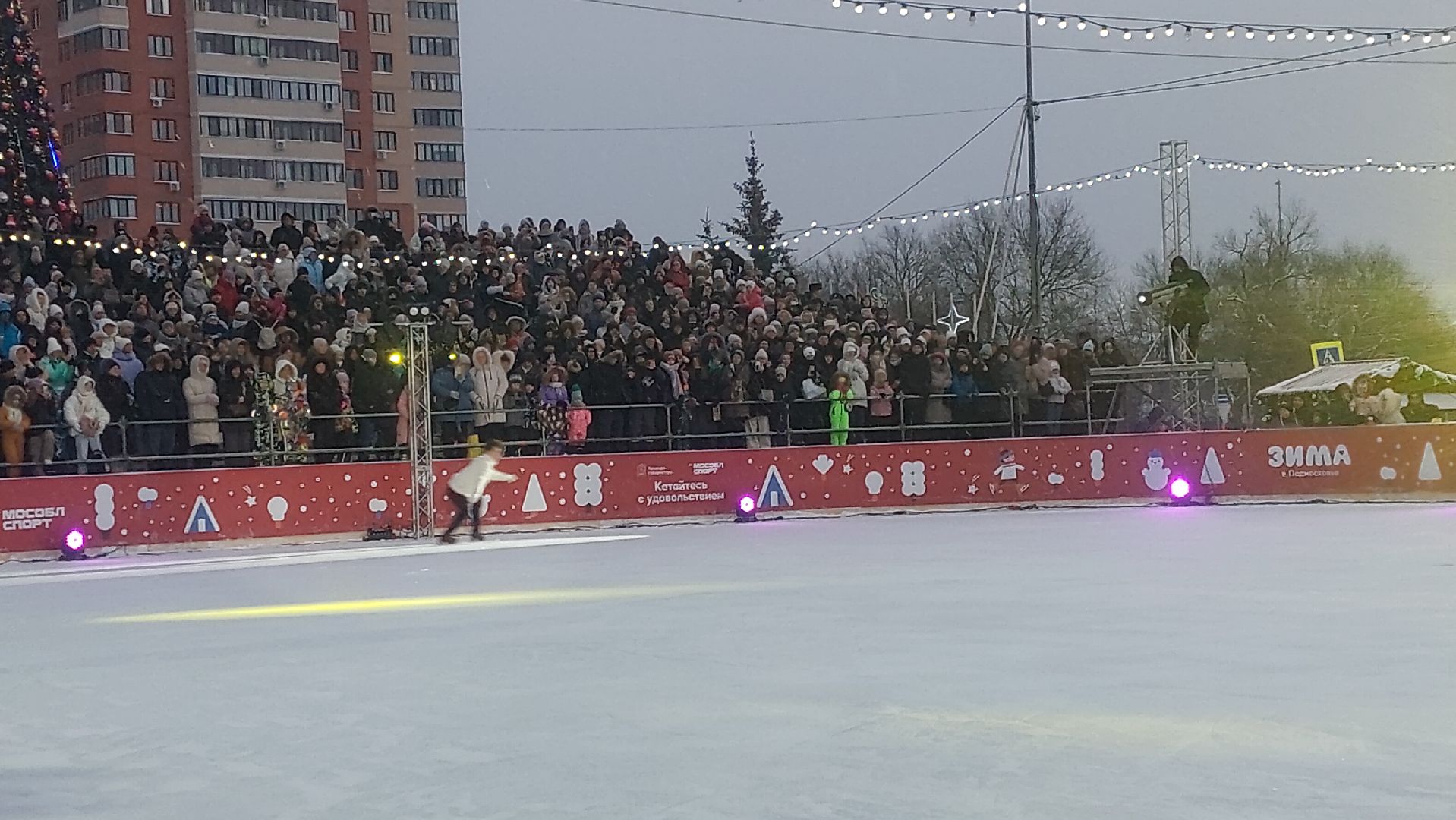 ледовое шоу авербуха, каток, фигурное катание,