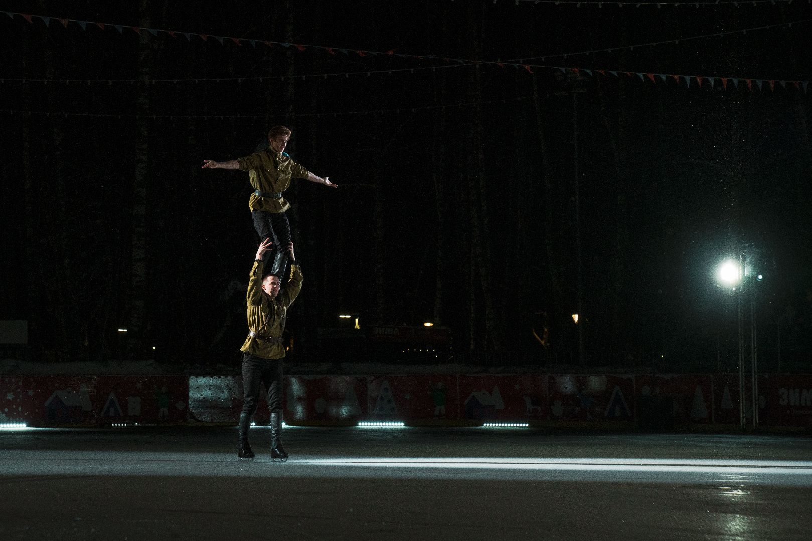 ледовое шоу, илья авербух, Алексей Ягудин, зима в подмосковье, Домодедово,