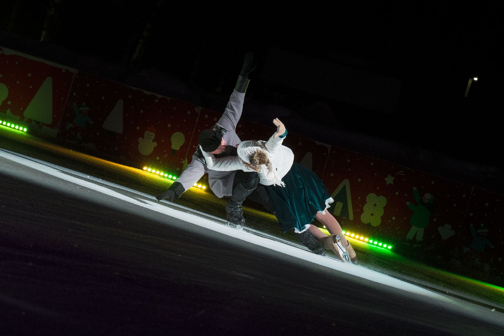 ледовое шоу, илья авербух, Алексей Ягудин, зима в подмосковье, Домодедово,