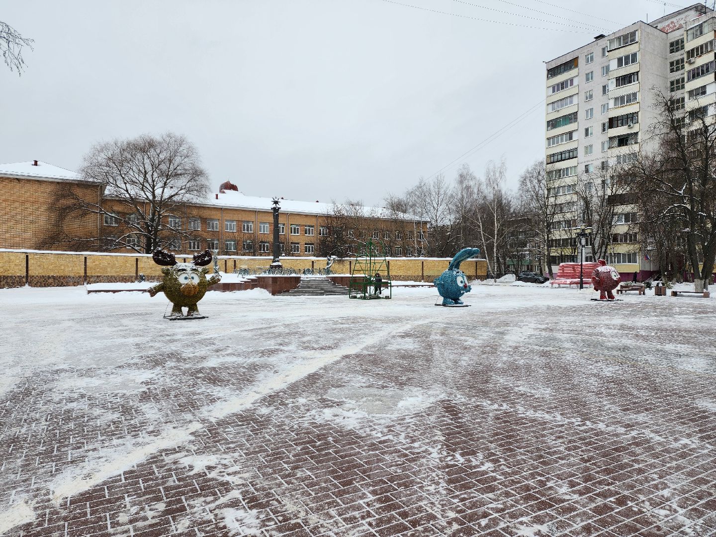 раменское, благоустройство, Площадь молодежи, Смешарики,
