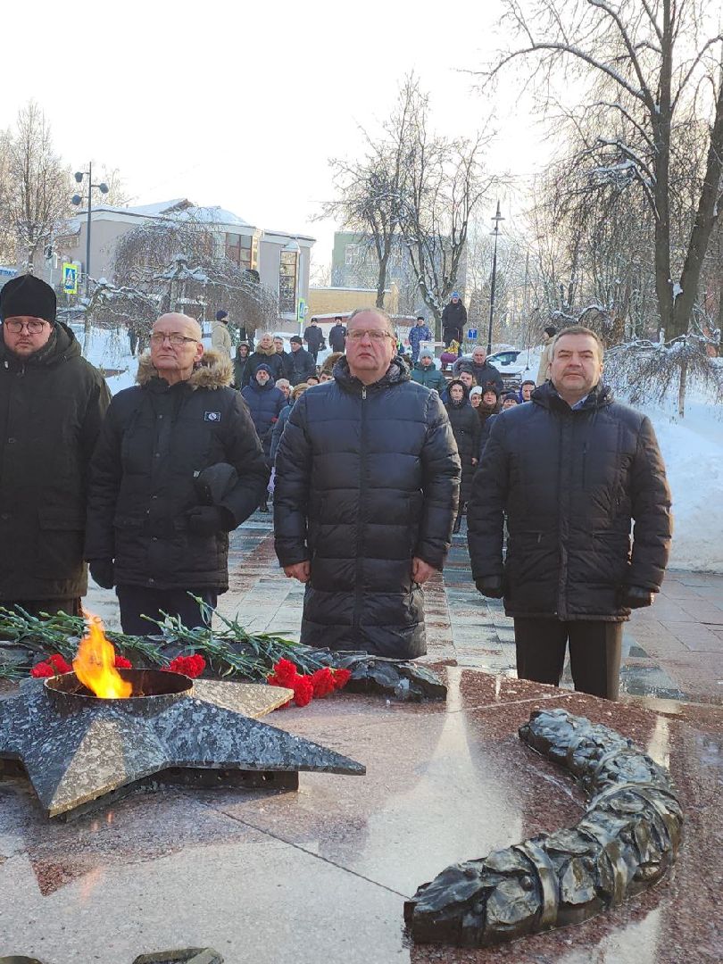 аллея славы, день памяти, возложение цветов, видное, герои,