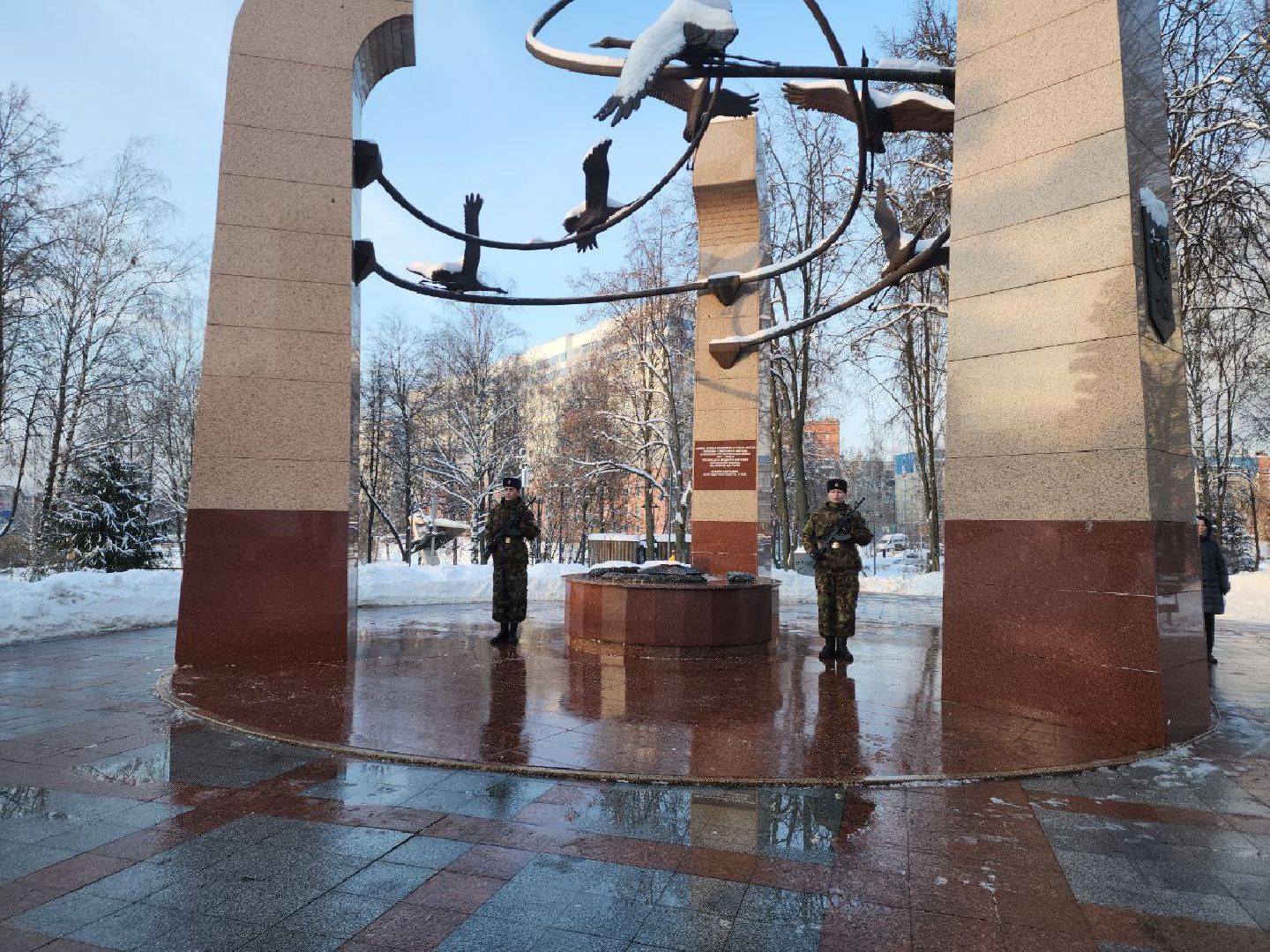 аллея славы, день памяти, возложение цветов, видное, герои,