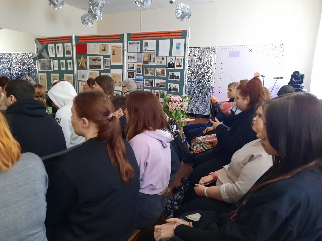 Кочетков Н П, герой Советского Союза, огненный таран, Рошаль, ДК Косякова