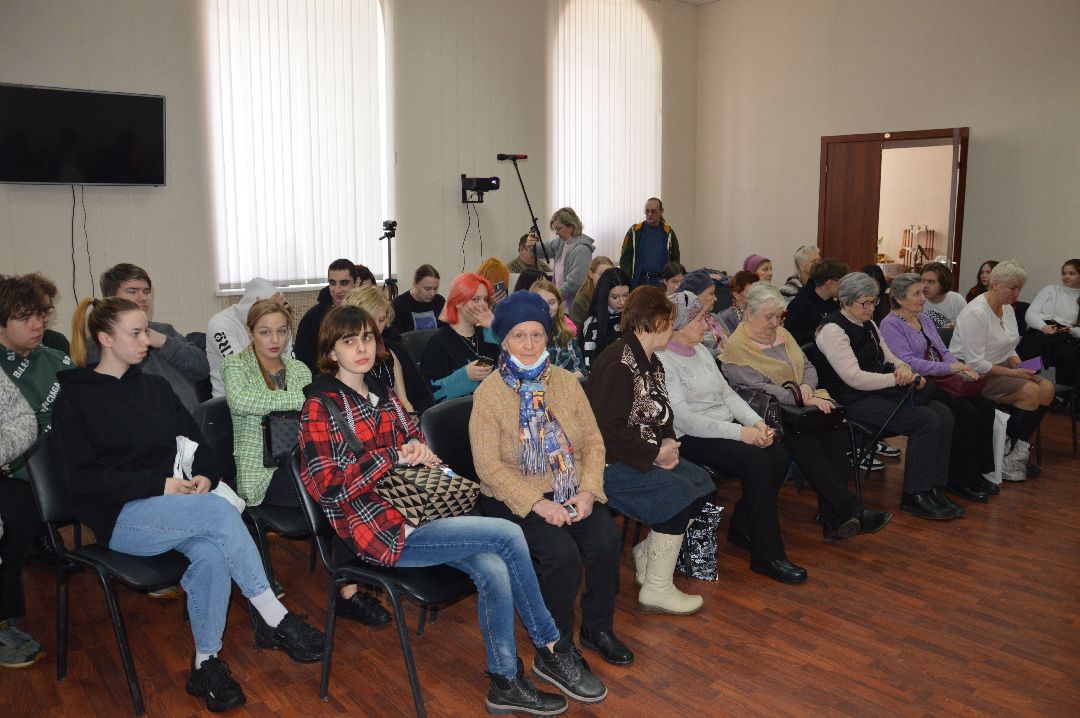 Кочетков Н П, герой Советского Союза, огненный таран, Рошаль, ДК Косякова