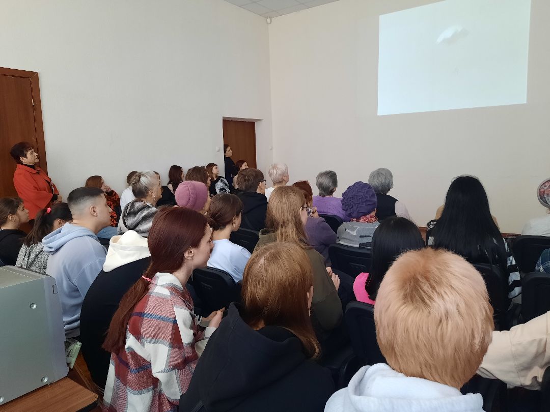 Кочетков Н П, герой Советского Союза, огненный таран, Рошаль, ДК Косякова