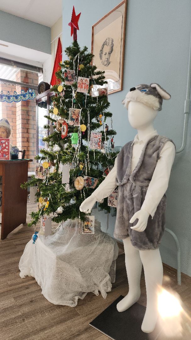 электросталь, новый год, выставка, музей книги, почта деда мороза, почта деду морозу, история, история россии, сказка, библиотека, библиотекарь,