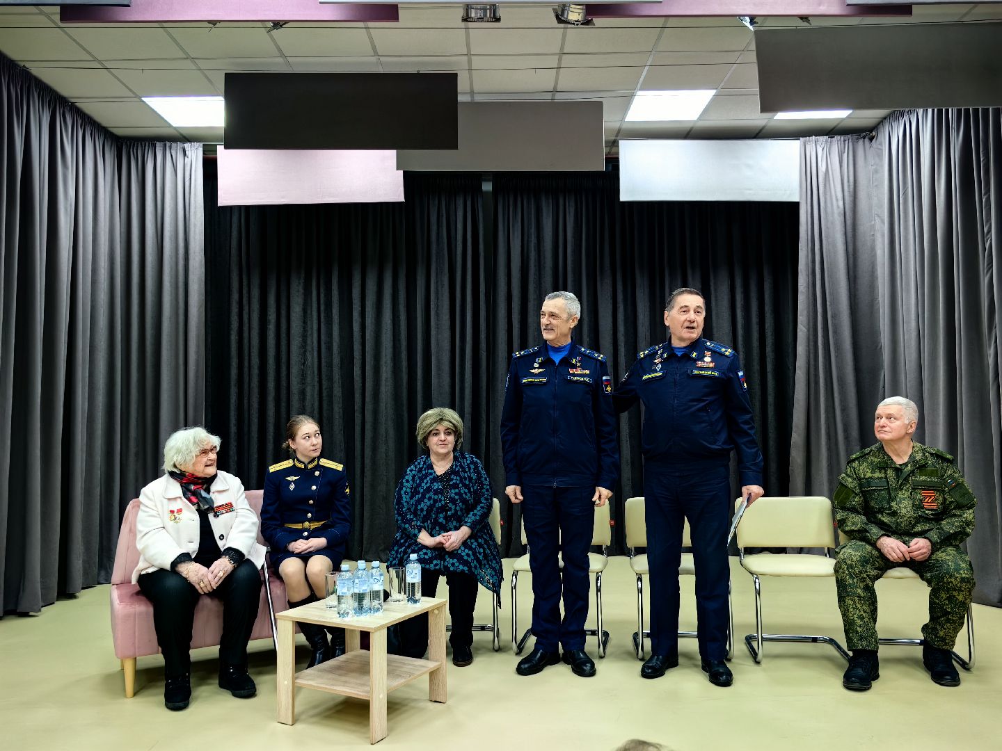 урок мужества, ветеран, герои россии, лётчик, День героев отечества,