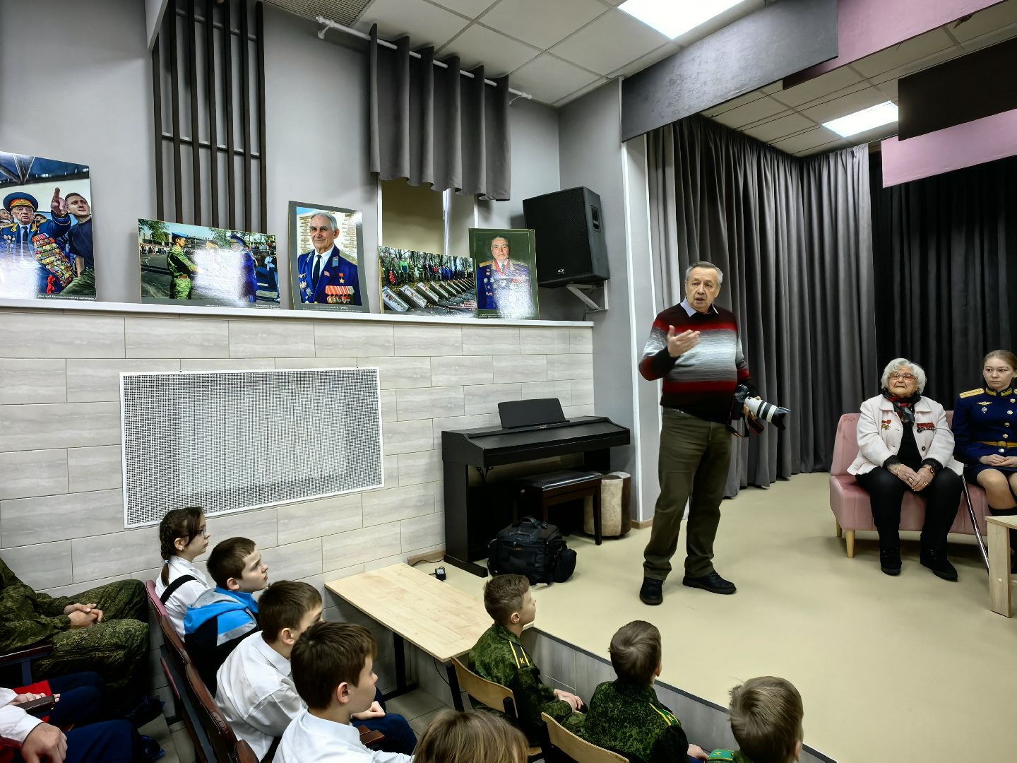 урок мужества, ветеран, герои россии, лётчик, День героев отечества,