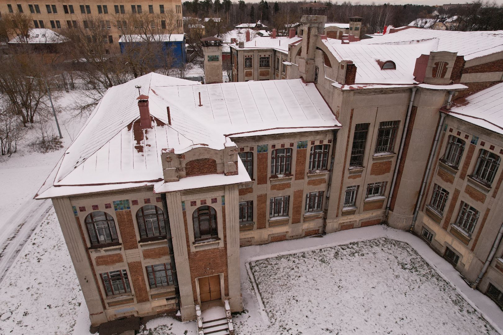 видео с коптера, школа, фильм,