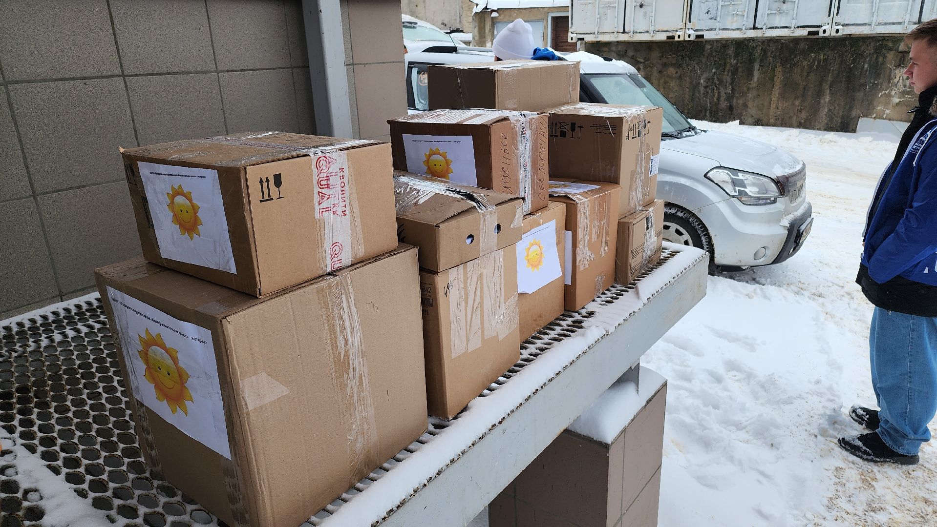 кашира, сво, гуманитарная помощь, продукты, теплые вещи, волонтеры, молодая гвардия,