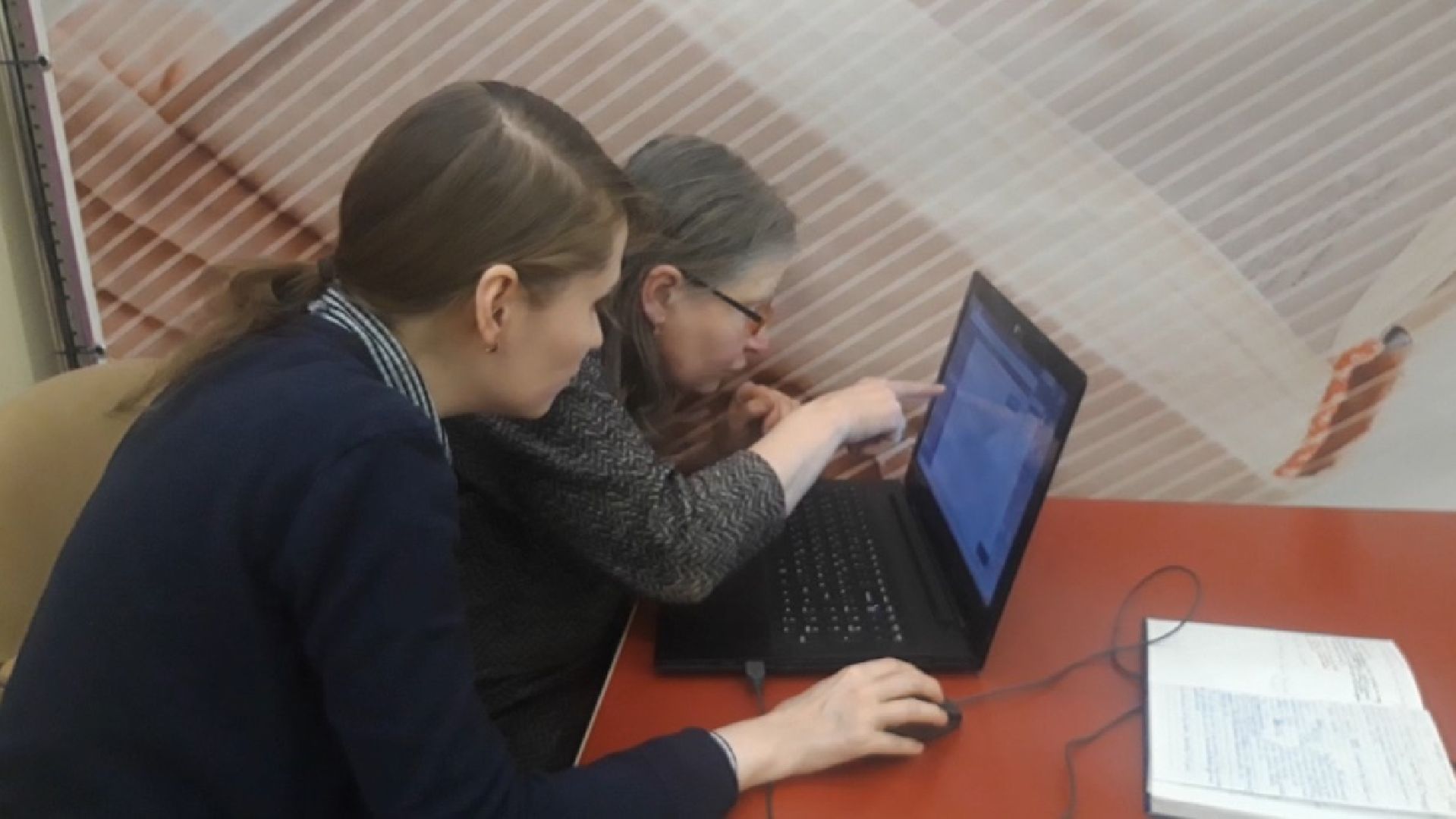 доброе дело, помощь людям,