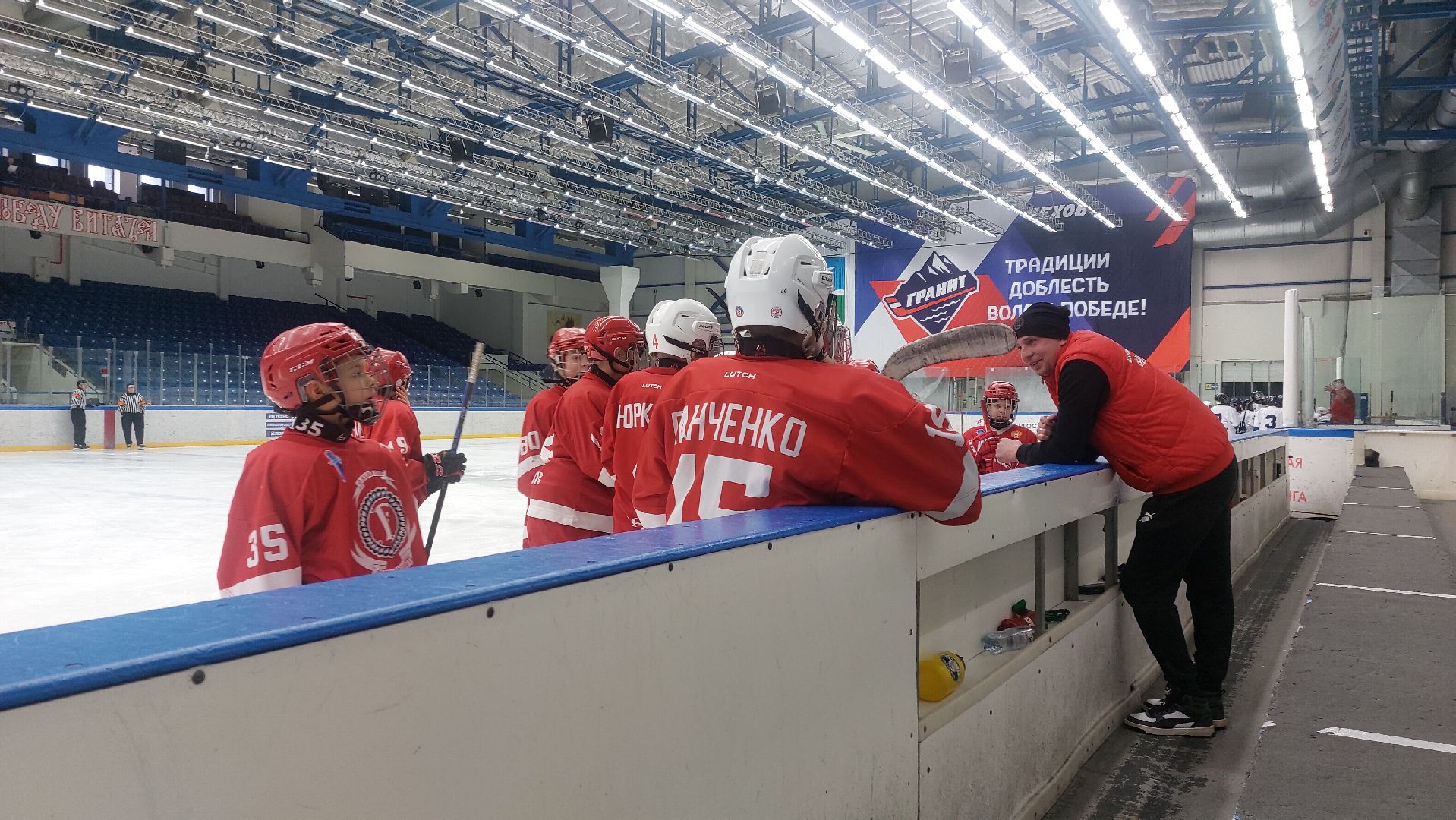 спорт подмосковья, хоккеисты, хоккейный сезон, первенство московской области, спортсмены,