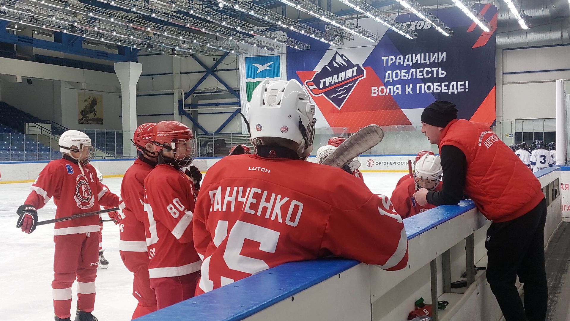 спорт подмосковья, хоккеисты, хоккейный сезон, первенство московской области, спортсмены,