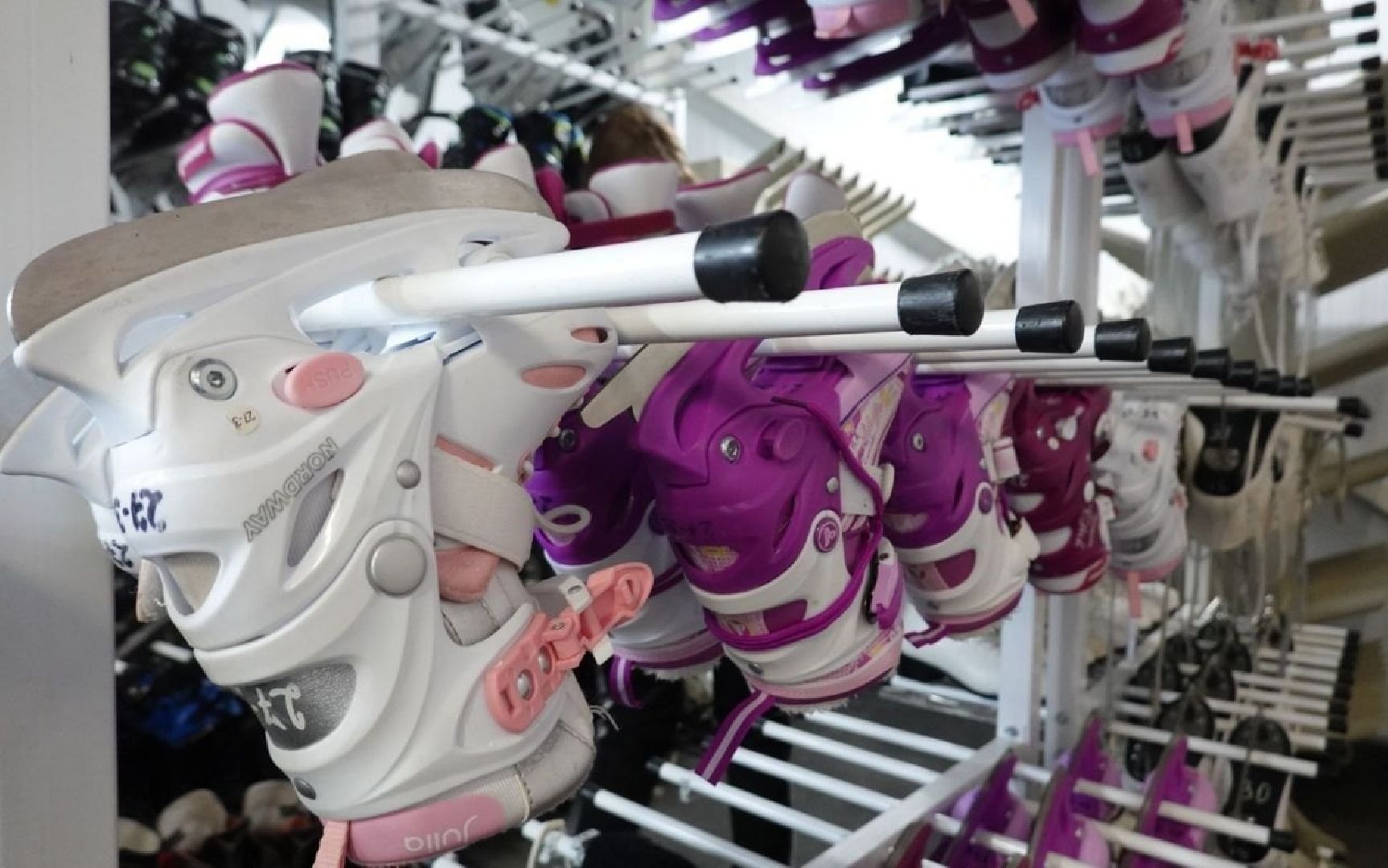 Серпухов, Подмосковье, зима в подмосковье, каток в парке, зимний досуг,