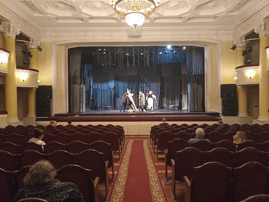 Серпухов, театр, премьера