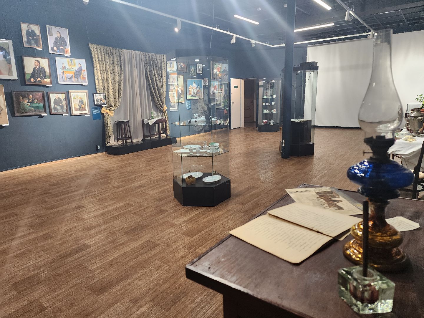 серпухов, подмосковье, МВЦ, выставка, ну и типы,