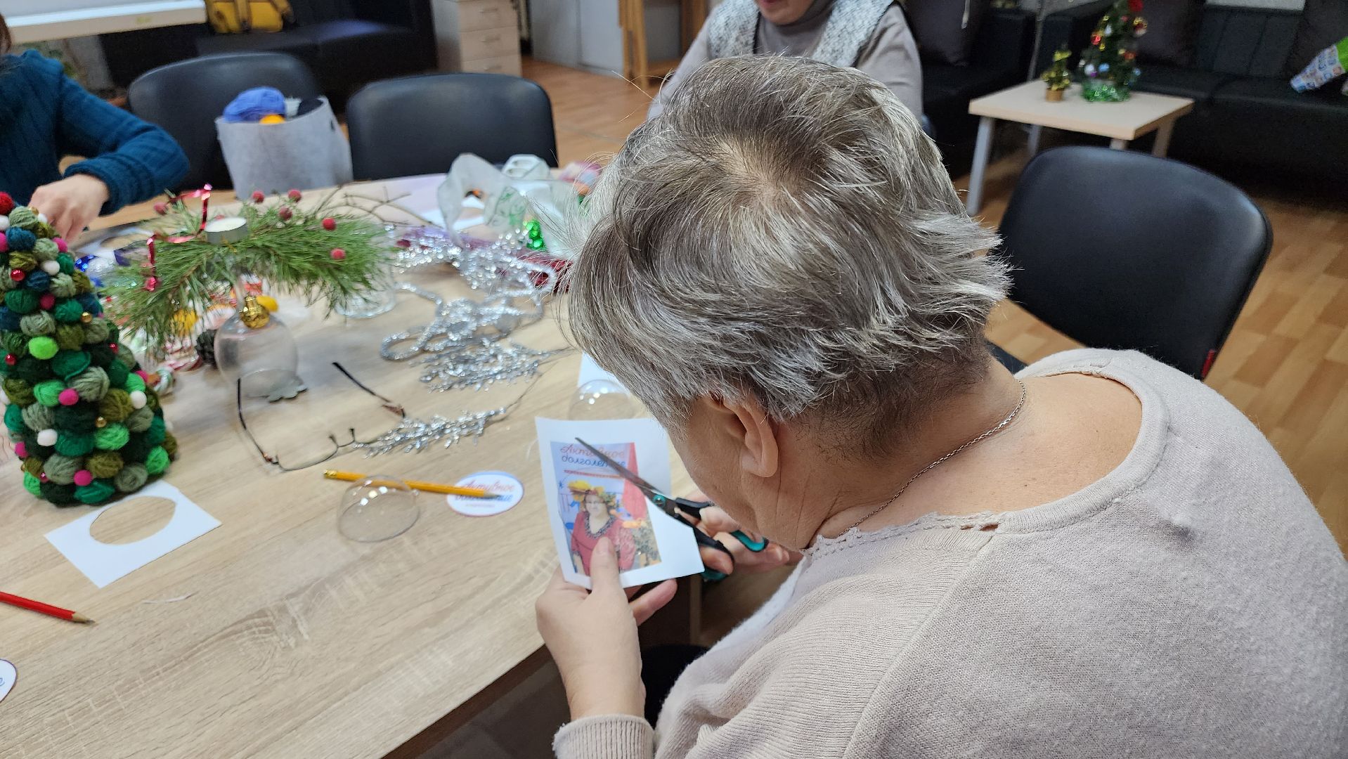 кашира, активное долголетие, новый год, мастер-класс, елочная игрушка, поделка, декор, зима в подмосковье,