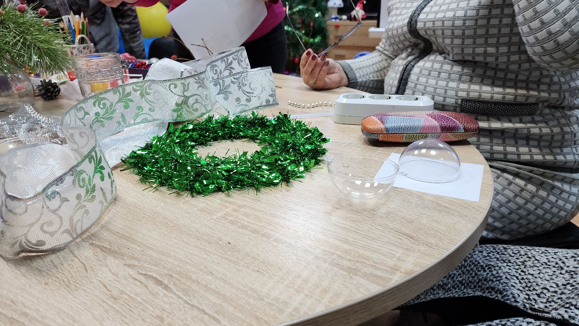 кашира, активное долголетие, новый год, мастер-класс, елочная игрушка, поделка, декор, зима в подмосковье,