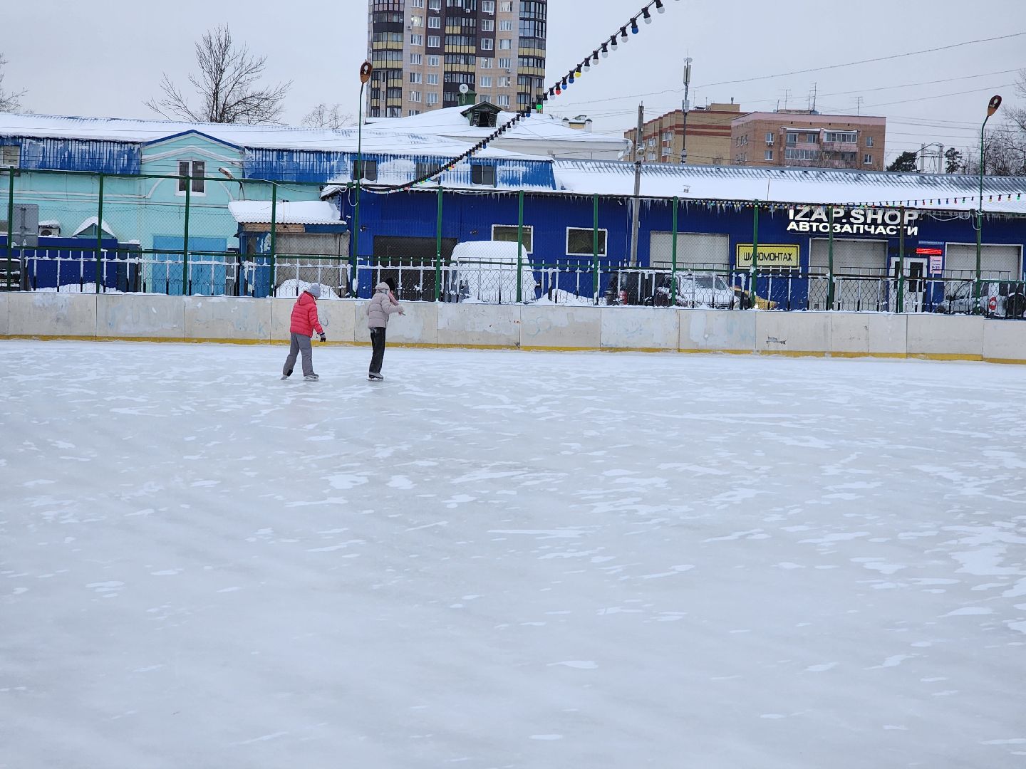 каток в центре города, пушкино, спорткомплекс,