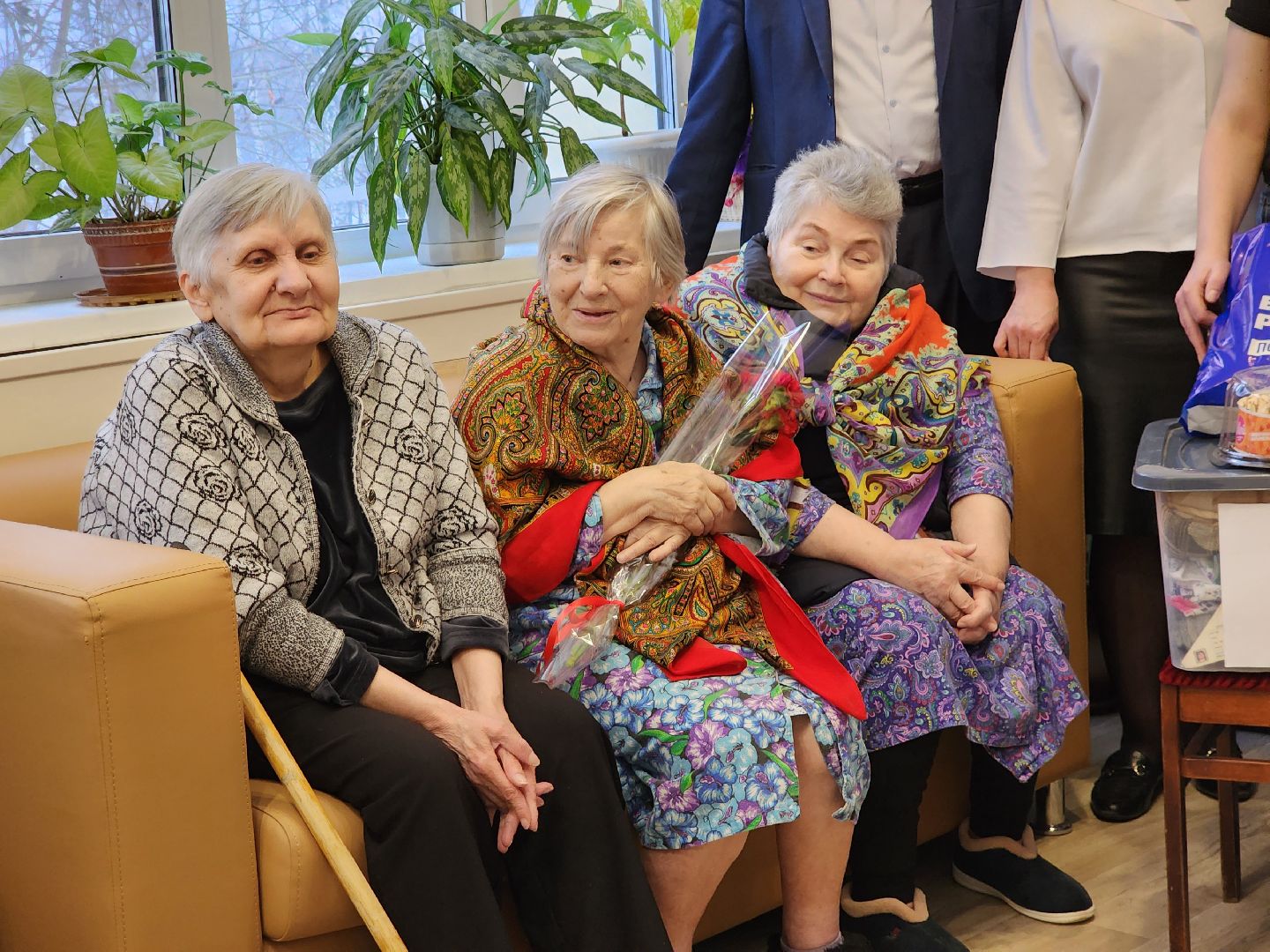 интернат, серебряные волонтеры, ивантеевка, акция, новогодний подарок,