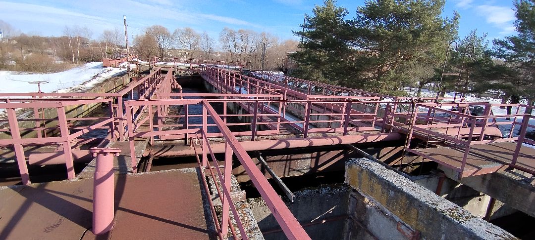 Паводок, Белоомут, ЖКХ