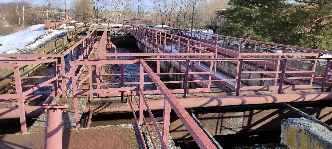 Паводок, Белоомут, ЖКХ