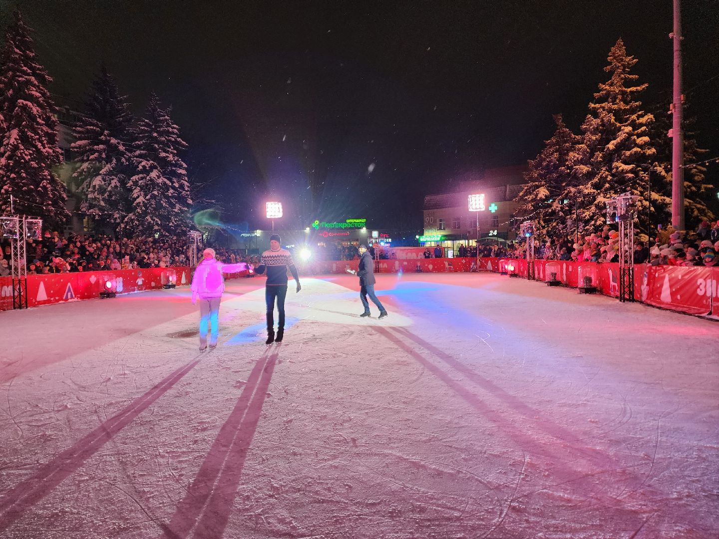 раменское, культура, открытие центрального катка в Раменском, ледовое шоу Ильи Авербуха,