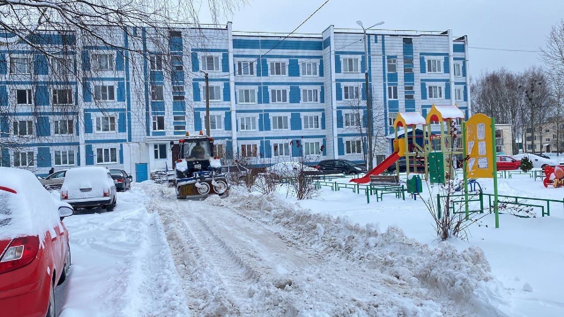 волоколамск, снег, снегопад, снегоуборка, снегоуборочная техника, коммунальная техника, коммунальные службы, дорожные службы,