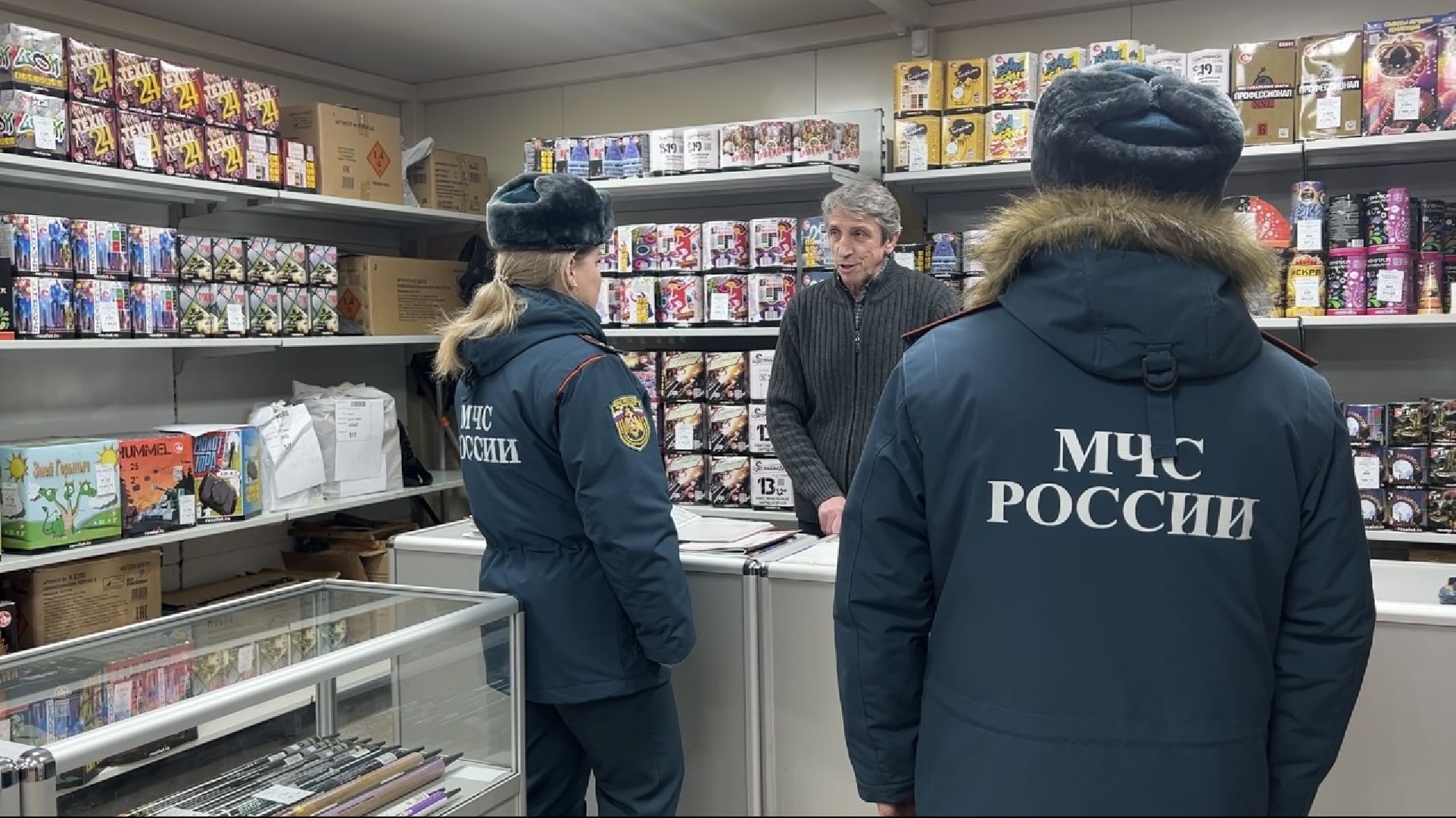 химки, общество, пожарная безопасность, новый год, пиротехника, салют,