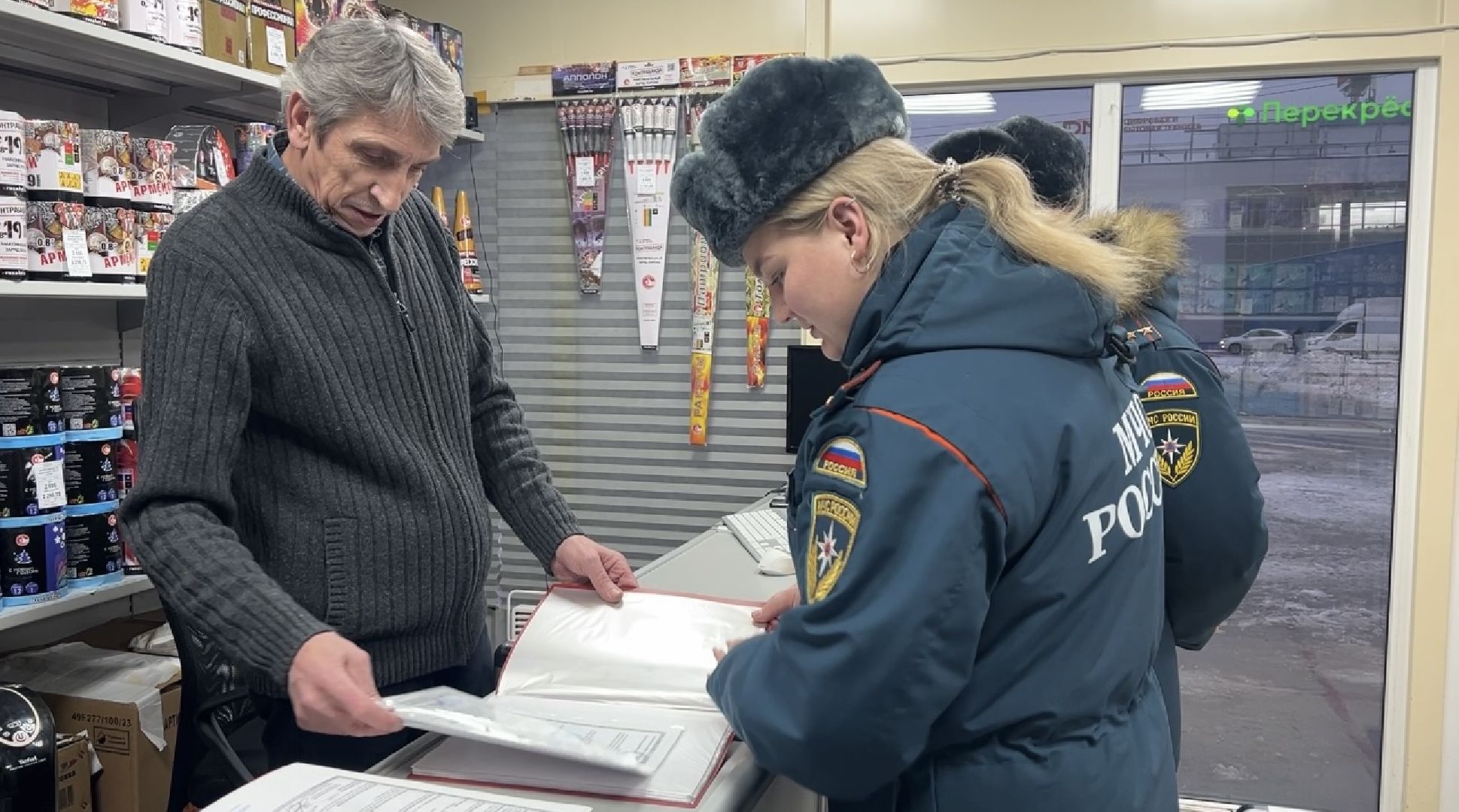 химки, общество, пожарная безопасность, новый год, пиротехника, салют,