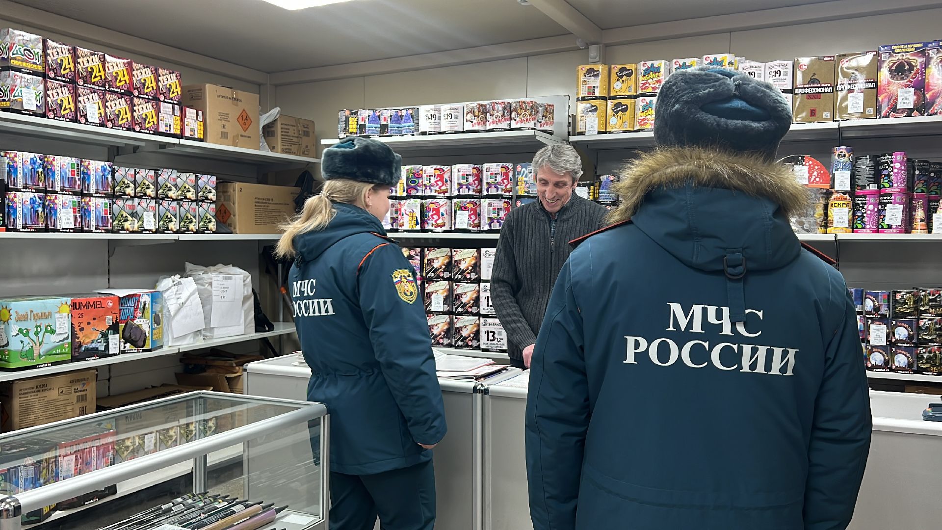 химки, общество, пожарная безопасность, новый год, пиротехника, салют,