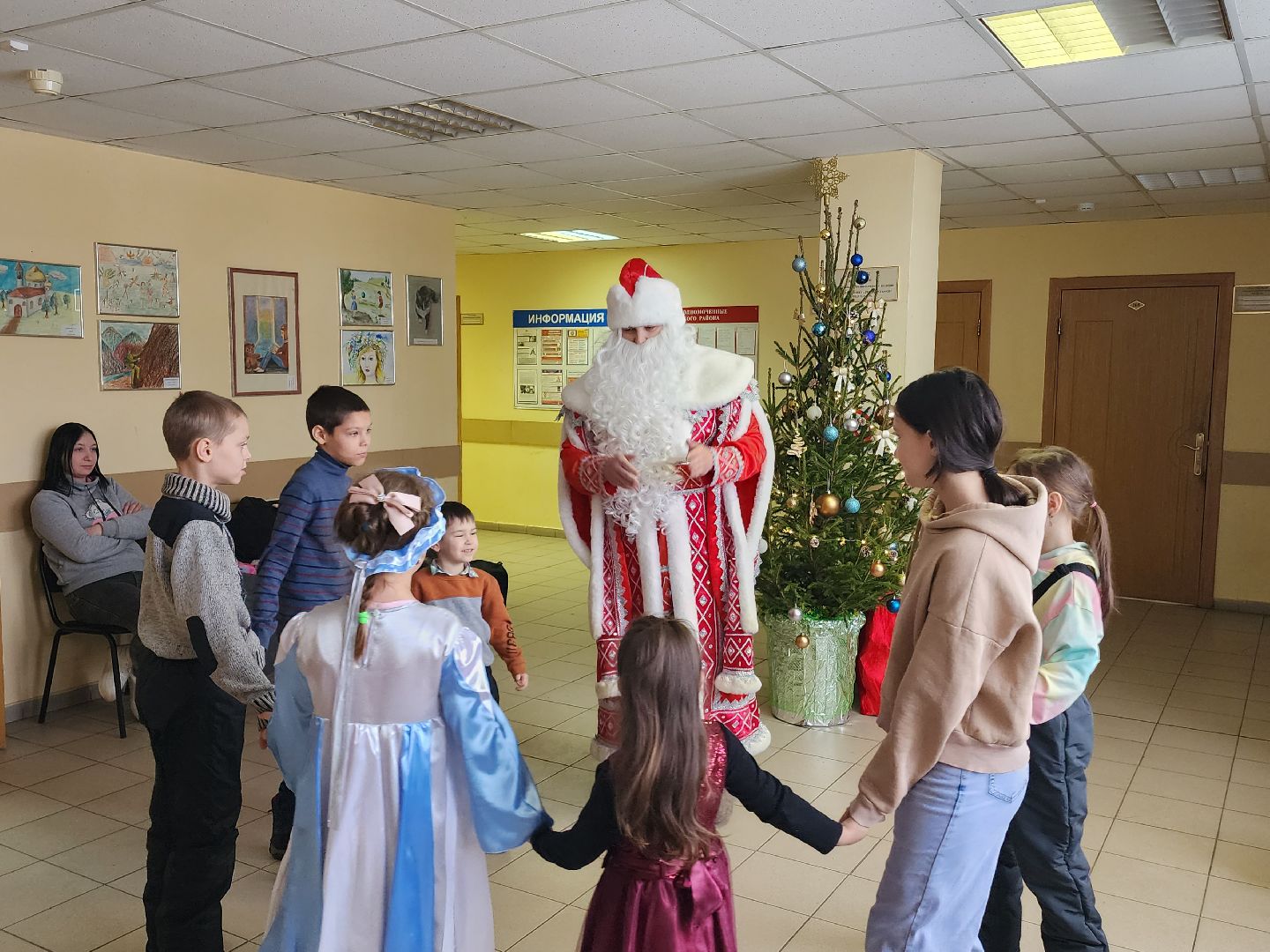 ёлка, дети, полиция,