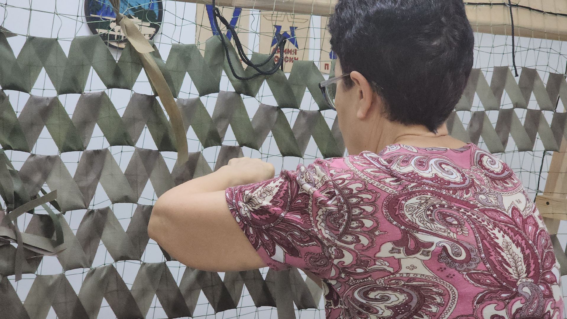 городской округ пушкинский, Волонтеры, помощь фронту, сво, Ивантеевка, плетение сетей, маскировочные сети,