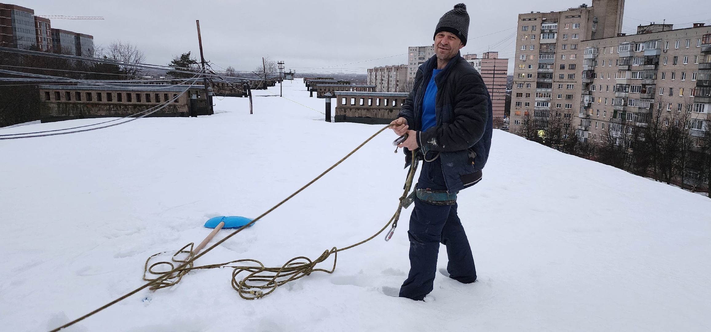 сосульки на крышах, протечка крыш, промышленные альпинисты, Домодедово Жилсервис,