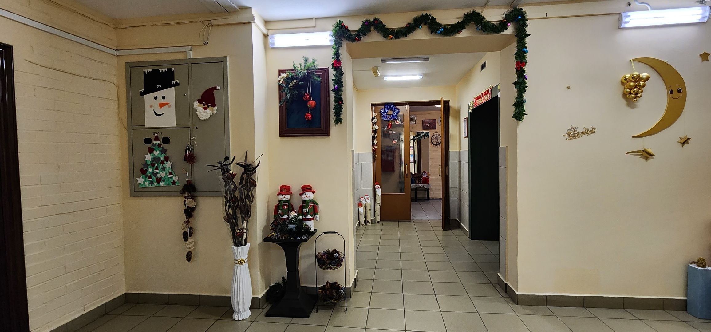 новогодний подъезд, праздничное настроение, Домодедово,