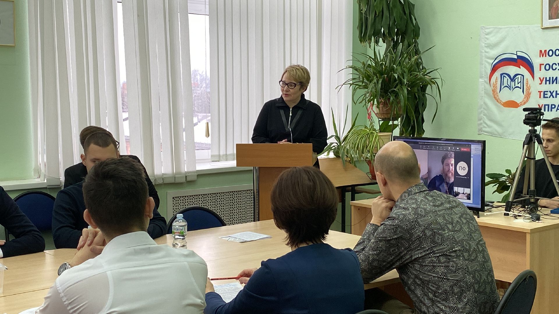 волоколамск, краеведение, история, образование, университет, круглый стол, обсуждение,