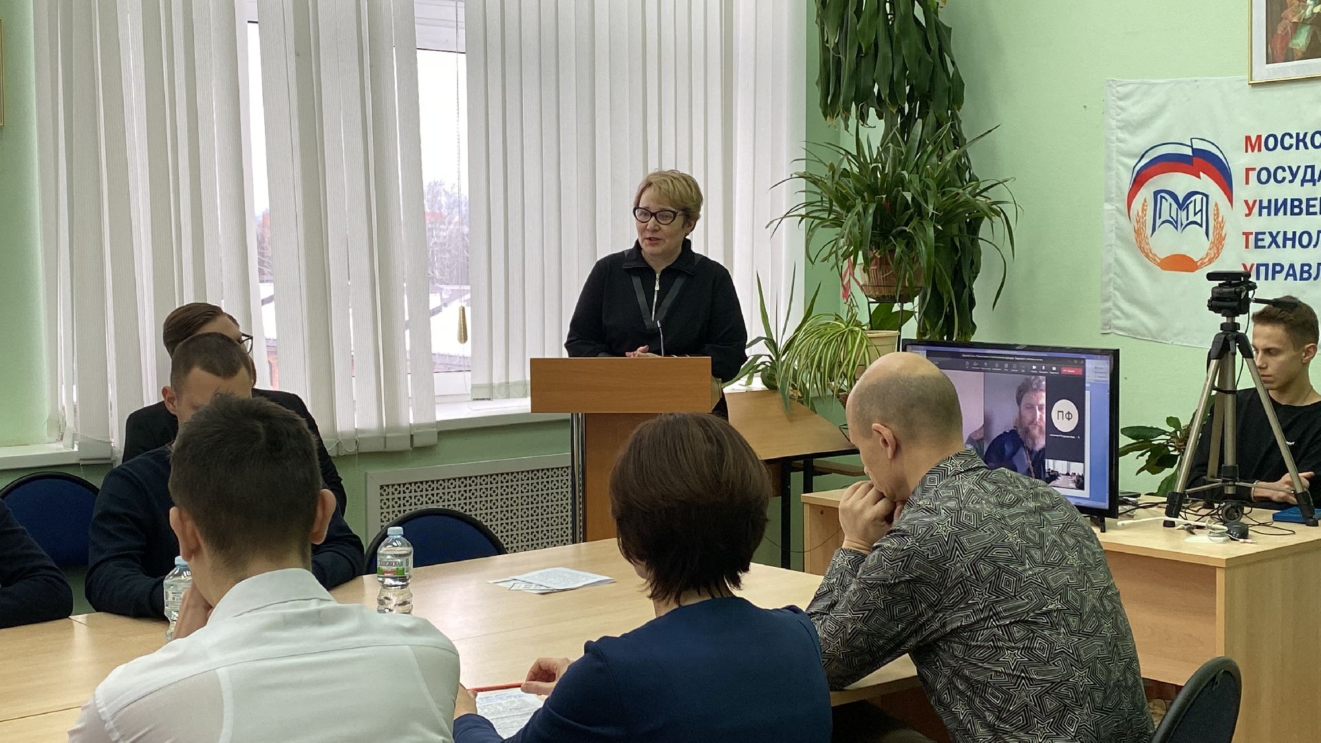 волоколамск, краеведение, история, образование, университет, круглый стол, обсуждение,