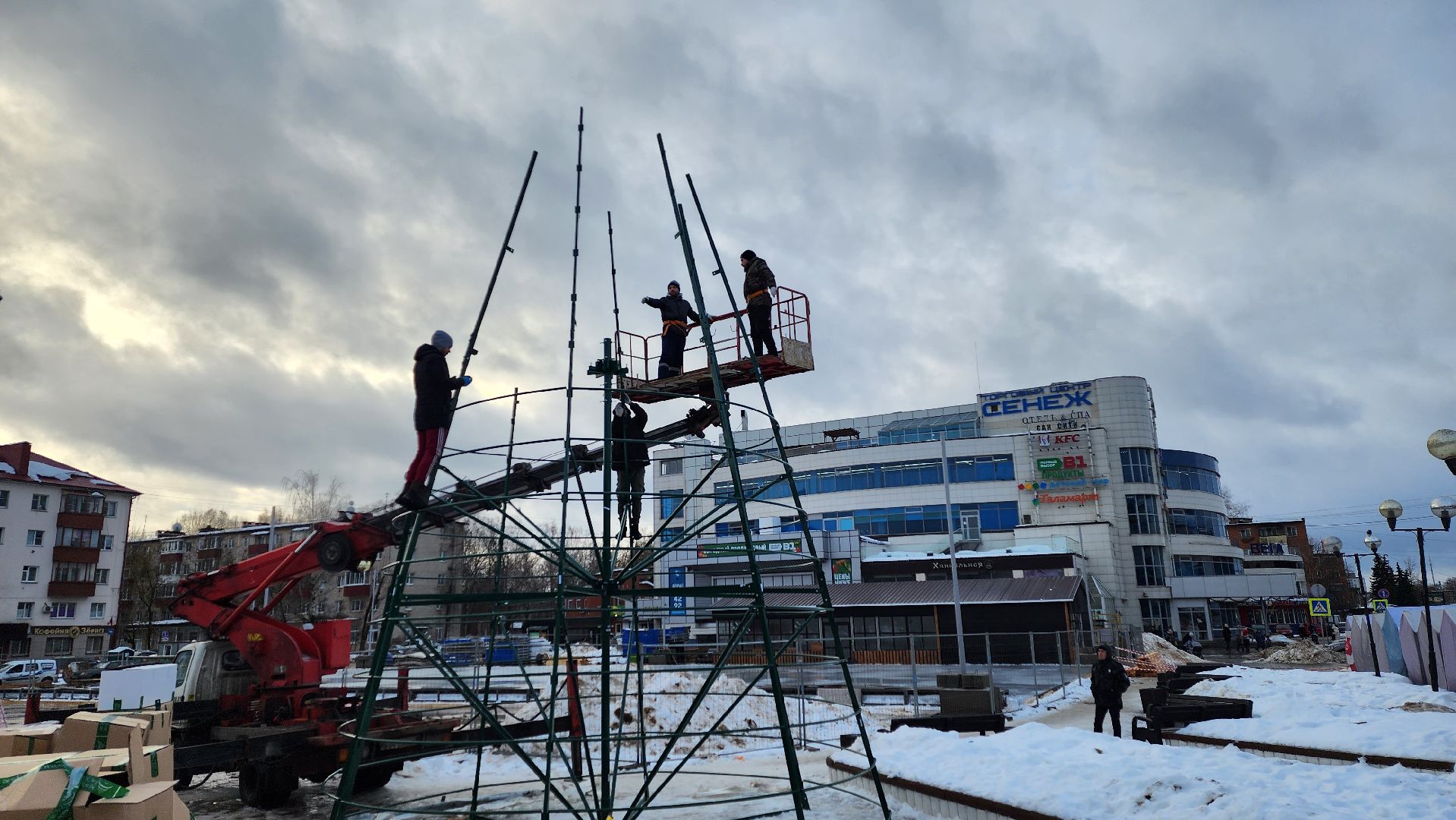 Солнечногорск, Новый год, советская площадь, Общество, елка главы,