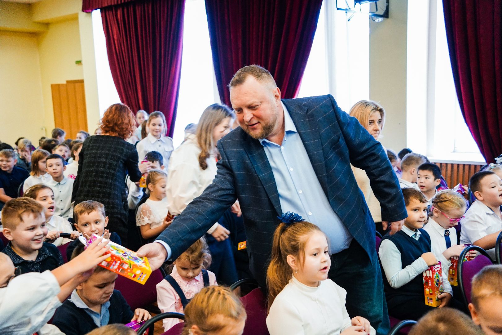 Рошаль, Большая Шатура, новый год, подарки главы, Рождество,