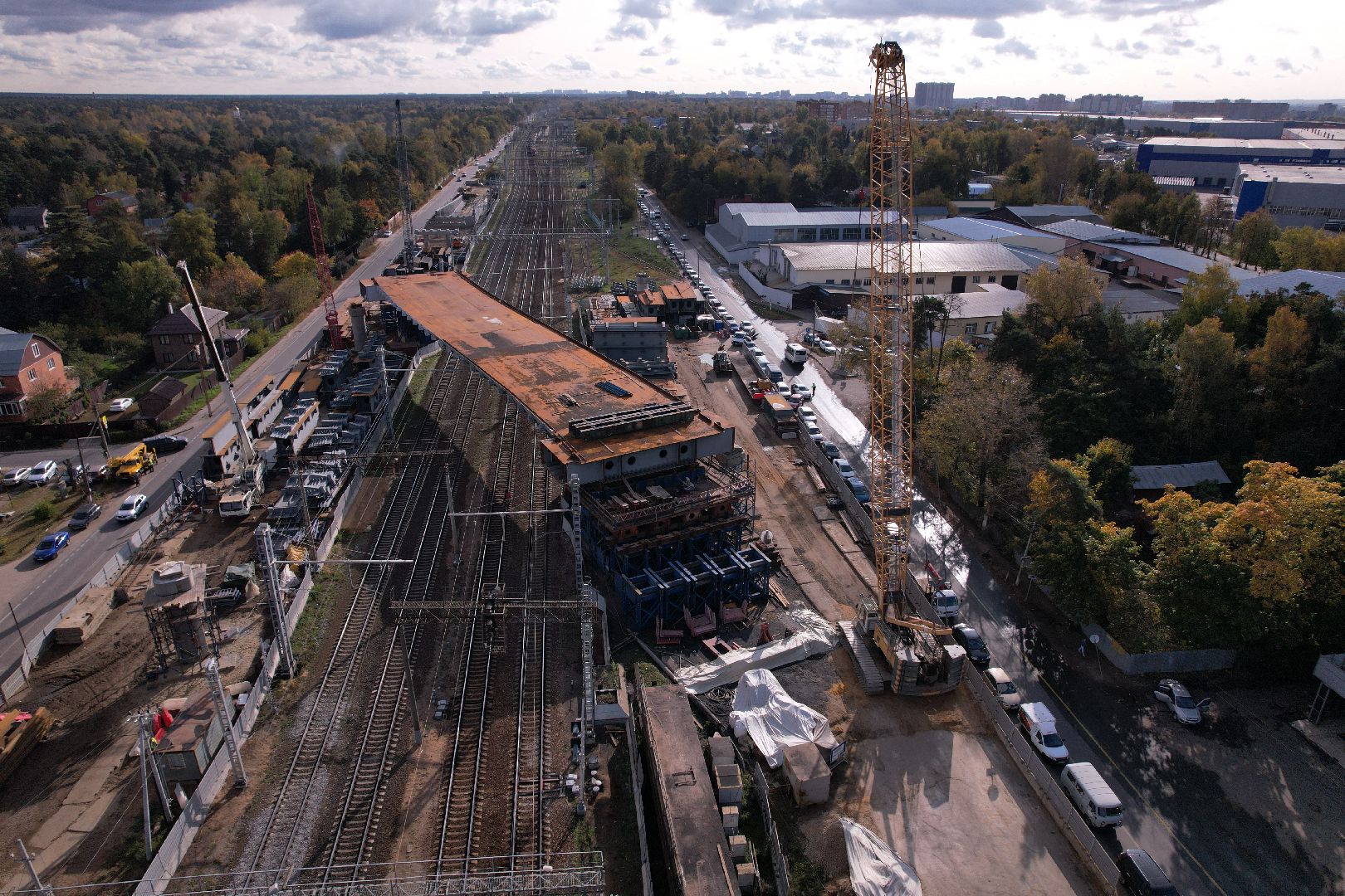 видео с коптера, дорога, путепровод,
