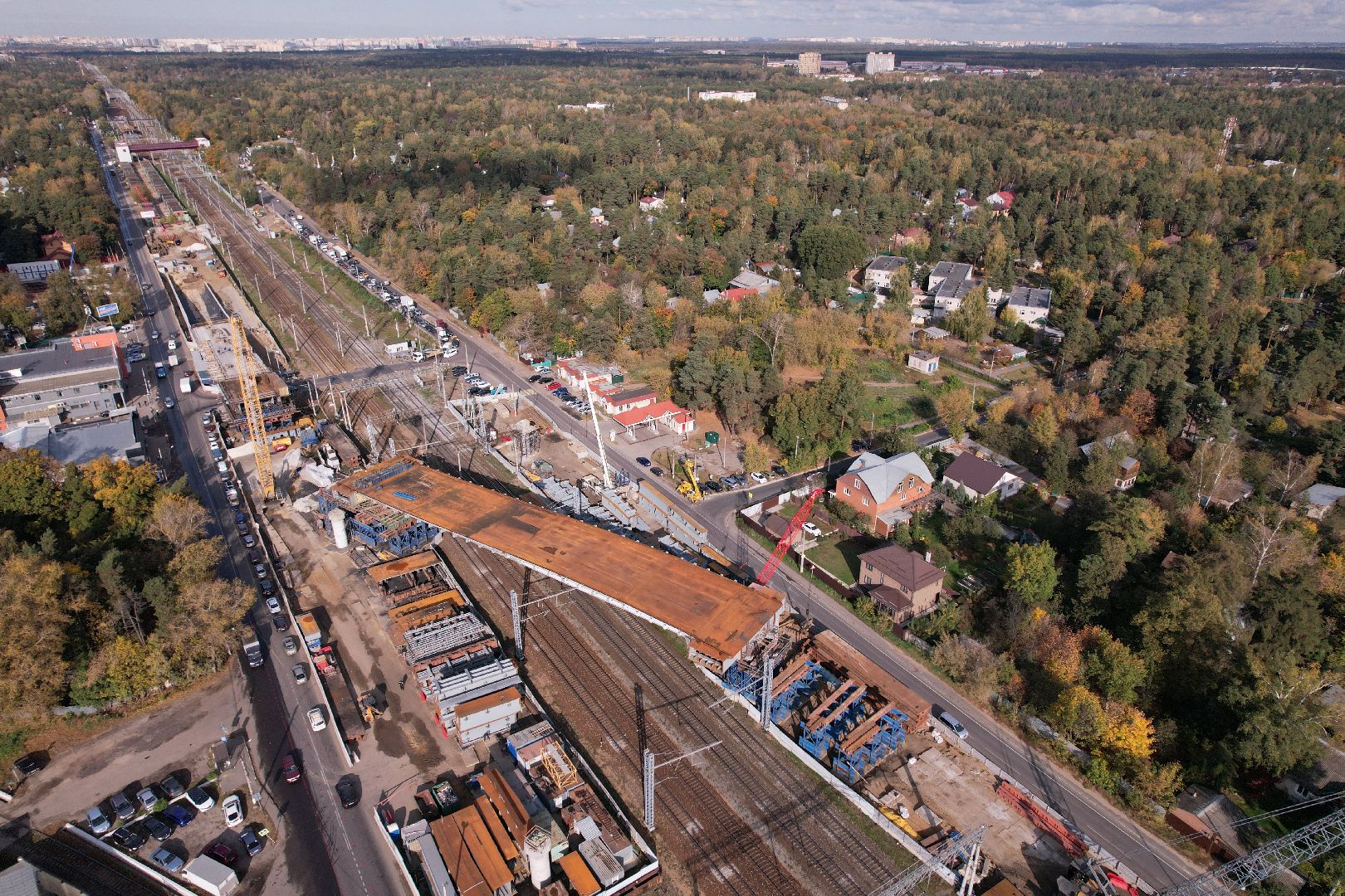 видео с коптера, дорога, путепровод,