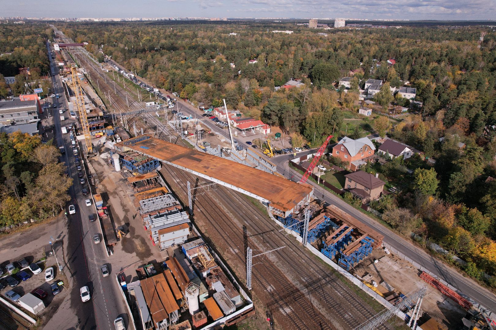 видео с коптера, дорога, путепровод,